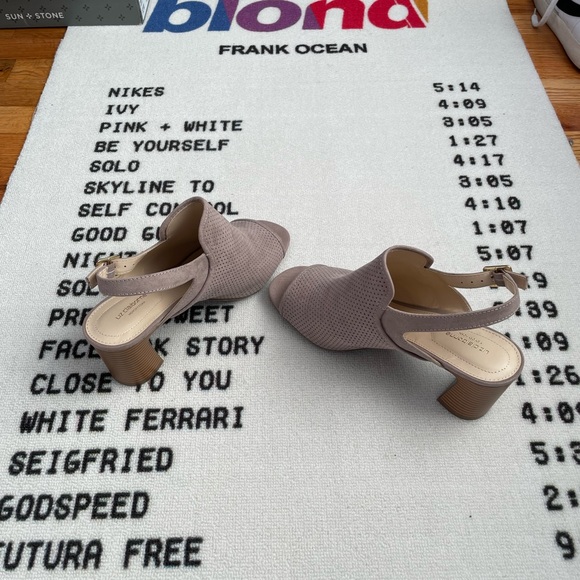 Women’s Liz Claiborne Shoes - Picture 5 of 5